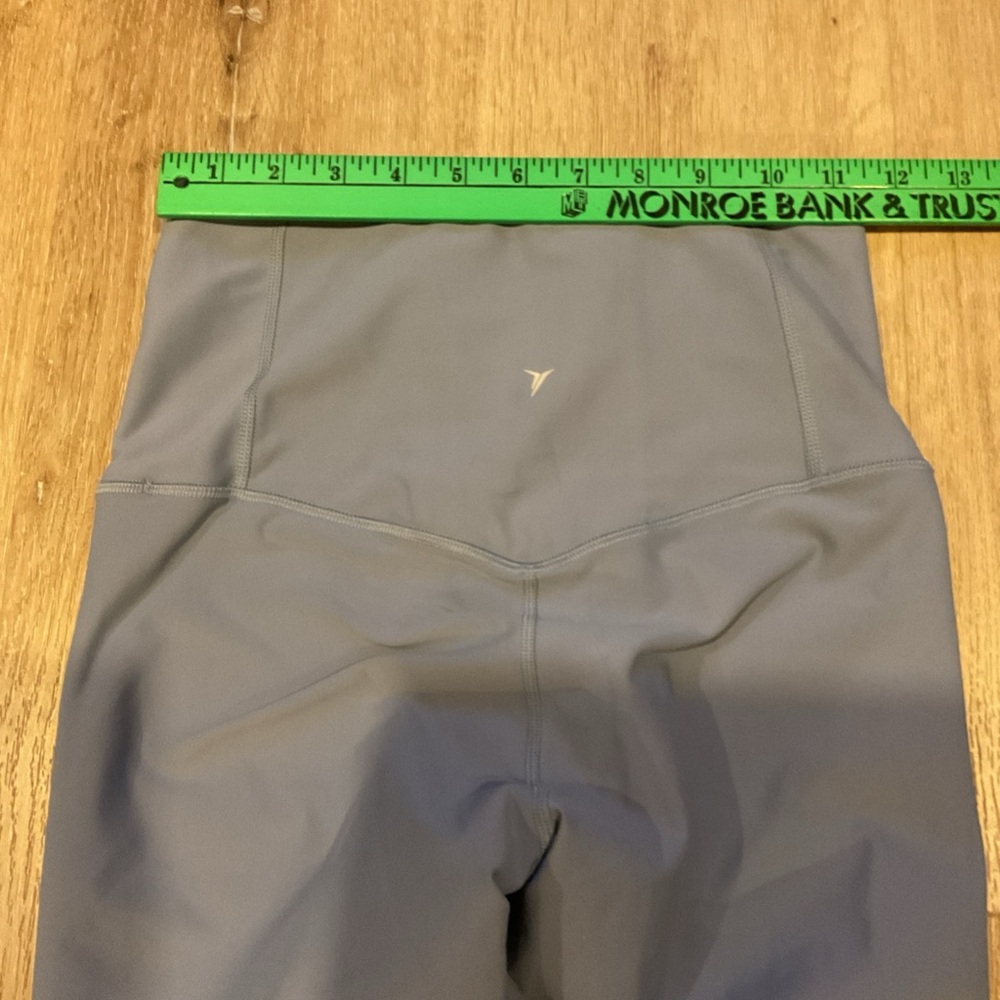 Old Navy Active Go Dry - Blue Leggings - Ladies Size Small - Picture 6 of 9